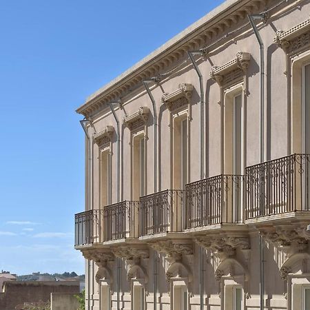 Casa Ruiz Suites Noto Exterior foto
